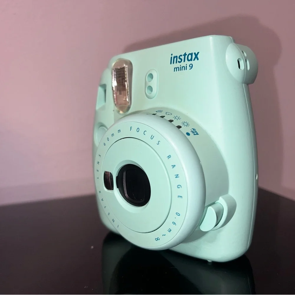 Fuji film Mini 9